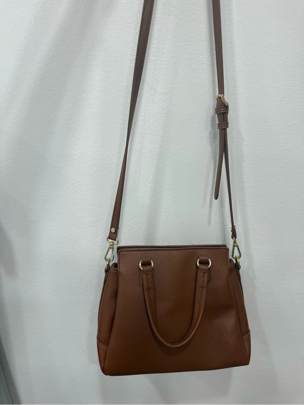 Steve Madden compact pebbled